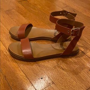 Aldo Sandals
